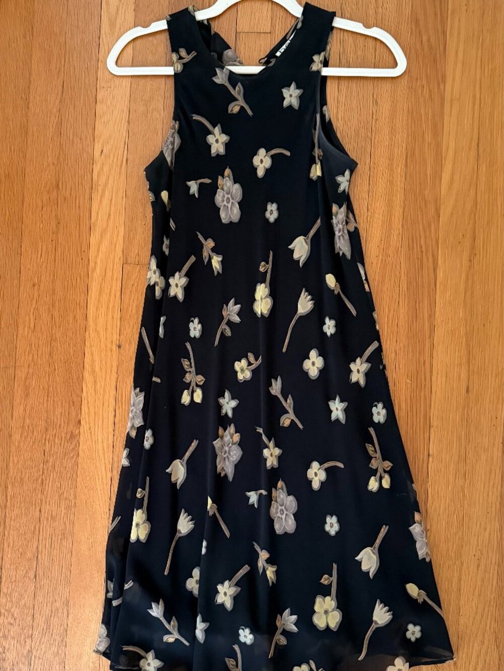 Black Floral Dress by bebe